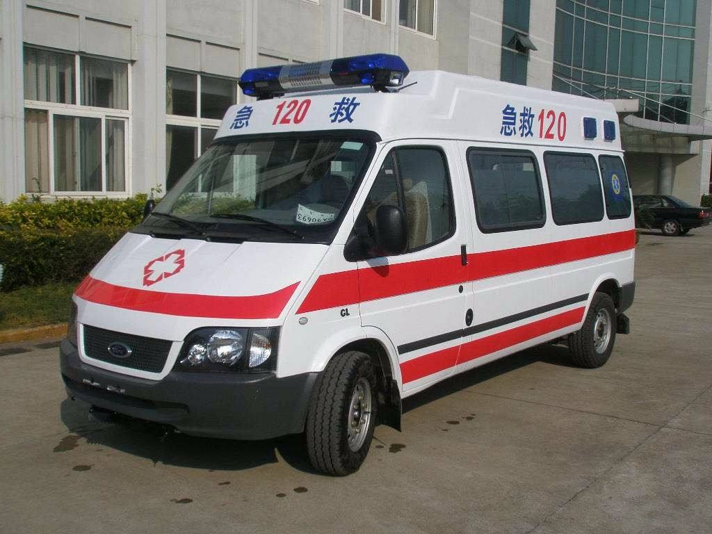新龙县救护车出租